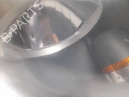 Right headlight FORD FIESTA V (JH_, JD_) 1.4 TDCi | BP30096149C29 