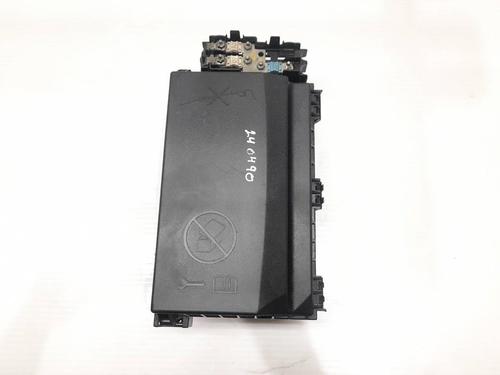 Used Fuse box Fuse box 32496955 32496955