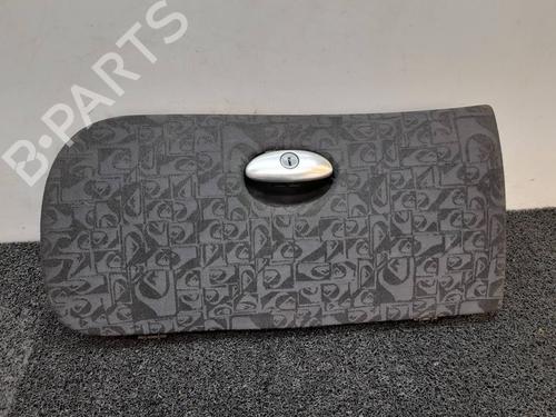 Used Glove box PEUGEOT 206 Hatchback (2A/C) 2.0 HDI 90 (90 hp) 7039204