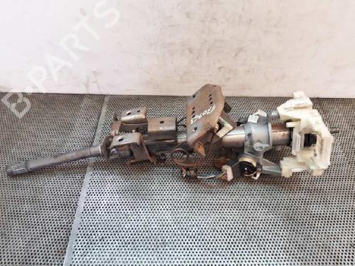 Used Steering column Steering column 2586975 2586975