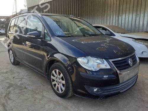 Right front fog light VW TOURAN (1T1, 1T2) 1.9 TDI | BP31709000C31 