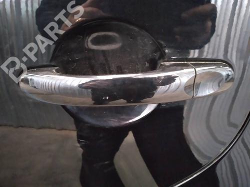 Used Rear left exterior door handle Rear left exterior door handle VW TOURAN (1T1, 1T2) 2.0 TDI (140 hp) 9303985 9303985