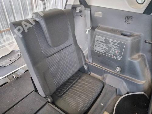 Used Rear seat Rear seat TOYOTA COROLLA Verso (ZER_, ZZE12_, R1_) 2.2 D-4D (AUR10_, AUR10R) (136 hp) 8584912 8584912