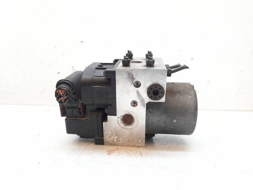 Used ABS pump KIA SORENTO I (JC) 2.5 CRDi 4WD (140 hp) 10748836
