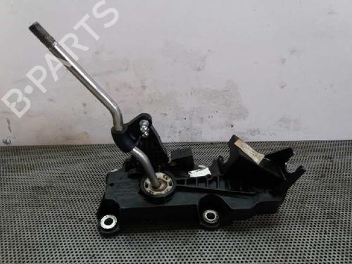 Used Gear lever Gear lever 7408228 7408228