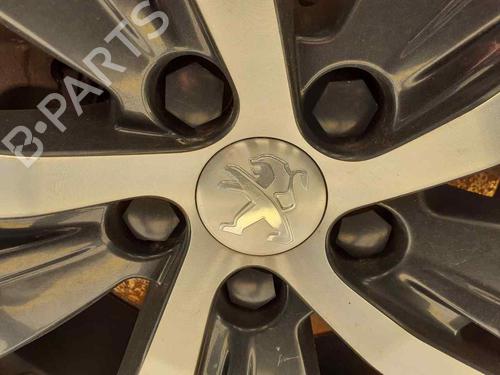 Used Left front steering knuckle PEUGEOT 3008 II SUV (MC_, MR_, MJ_, M4_) [2016-2025]  26200036