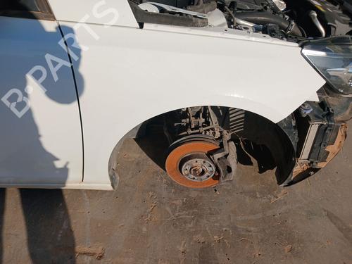 Used Right front fenders Right front fenders PEUGEOT 308 II (LB_, LP_, LW_, LH_, L3_) 1.2 THP 130 (131 hp) 36011644 36011644