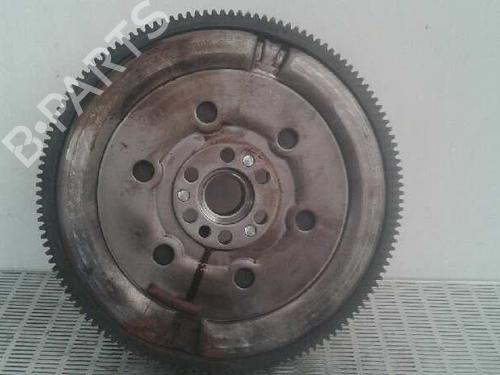 Used Flywheel RENAULT MEGANE III Hatchback (BZ0/1_, B3_) 1.2 TCe (BZ2B, BZ11) (116 hp) 14032671