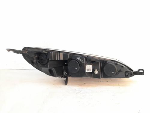 Left headlight PEUGEOT 407 SW (6E_, 6D_) 1.6 HDi 110 | BP5824300C28 