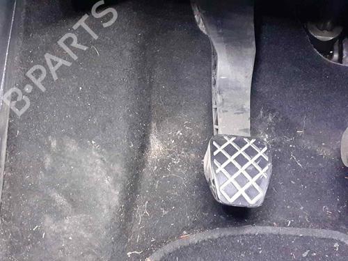 Used Clutch pedal Clutch pedal SEAT ARONA (KJ7, KJP) [2017-2026] 22897877 22897877