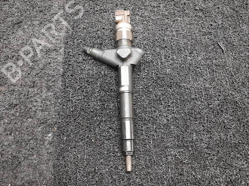 Used Injector NISSAN ALMERA TINO (V10) 2.2 dCi (112 hp) 7112920