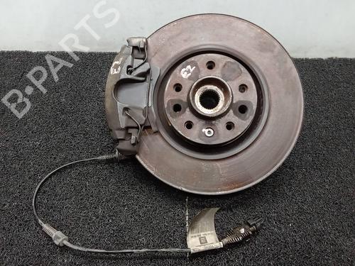 Venstre Styrespindel lagerhus OPEL ASTRA H TwinTop (A04) 1.9 CDTi (L67) (150 hp) 8881577