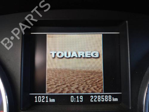 Verkleidung vorne rechts VW TOUAREG (7LA, 7L6, 7L7) 5.0 V10 TDI | BP9849904C59 