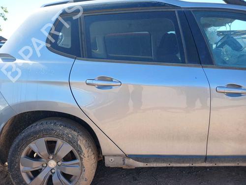 Used Right rear door Right rear door 38872879 38872879