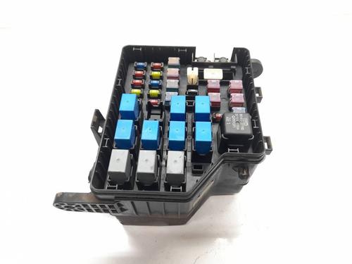 Used Fuse box Fuse box 15838224 15838224