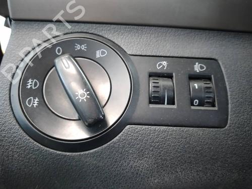 Used Headlight switch VW TOURAN (1T1, 1T2) 1.9 TDI (105 hp) 8231035