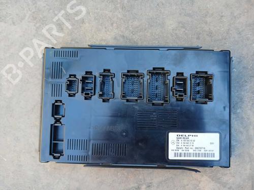 Used Fuse box Fuse box 39505440 39505440
