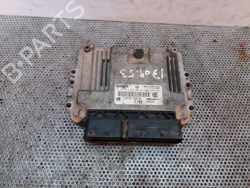 Used Engine control unit (ECU) OPEL ASTRA H GTC (A04) 1.7 CDTi (L08) (101 hp) 868607