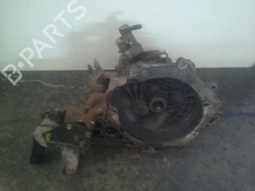 Used Gearbox Gearbox SUZUKI SWIFT III (MZ, EZ) 1.3 DDiS (RS413D) (69 hp) 590797 590797