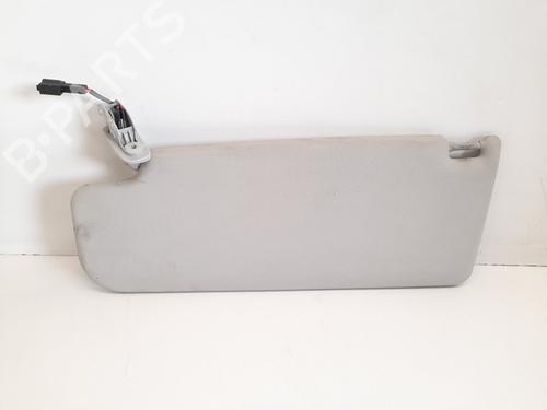 Used Right sun visor Right sun visor 18301647 18301647