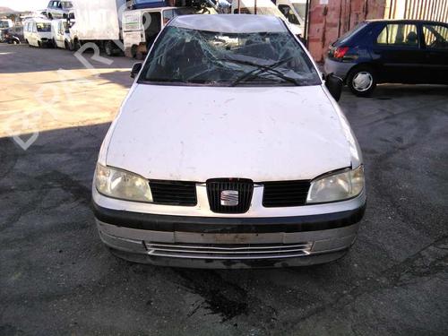 Left taillight SEAT IBIZA II (6K1) 1.9 D | BP4678350C34 