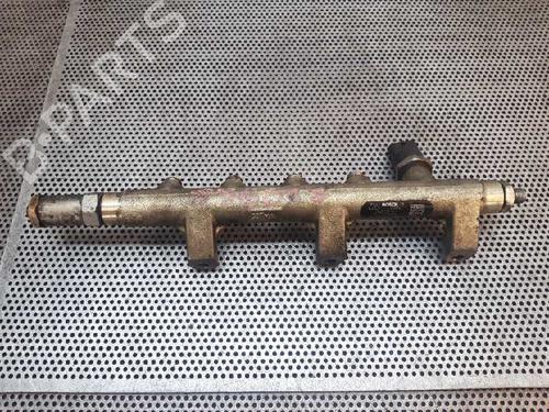 Used Injection rail OPEL MOVANO A Van (X70) 2.2 DTI (FD) (90 hp) 2292016