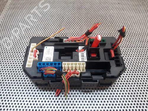 Used Fuse box BMW 1 (F20) 116 d (116 hp) 3439608