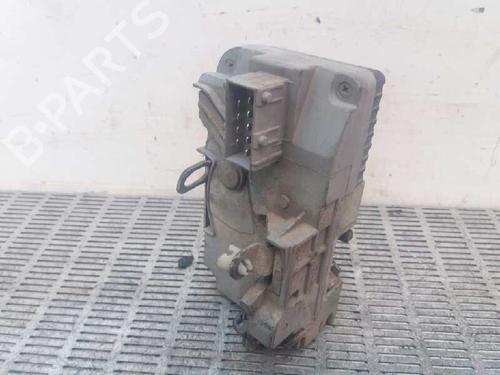 Front right lock PEUGEOT 306 Hatchback (7A, 7C, N3, N5) 1.9 D | BP883884C97 