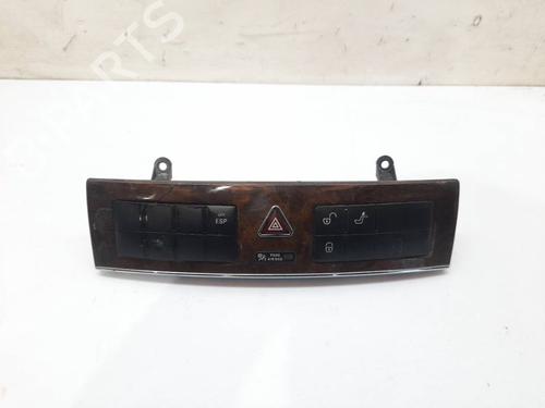 Used Warning switch MERCEDES-BENZ C-CLASS (W203) C 220 CDI (203.008) (150 hp) 11761171