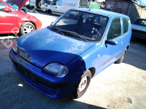 Right headlight FIAT SEICENTO / 600 (187_) 1.1 (187AXB, 187AXB1A, 187AXC1A02) | BP2277039C29 
