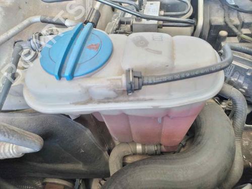 Used Expansion tank AUDI A4 B8 (8K2) 2.0 TDI (136 hp) 17988196