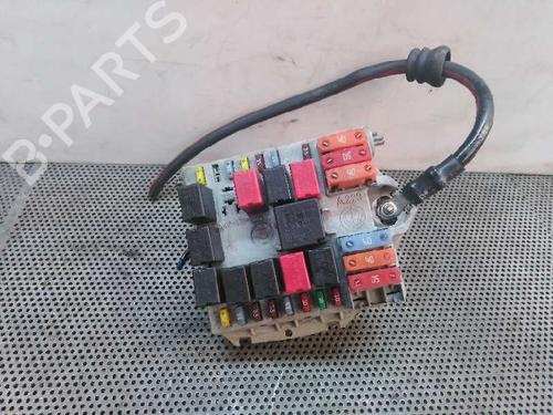 Used Fuse box Fuse box ALFA ROMEO 147 (937_) 1.9 JTDM 16V (937.AXN1B, 937.BXN1B) (150 hp) 2504349 2504349