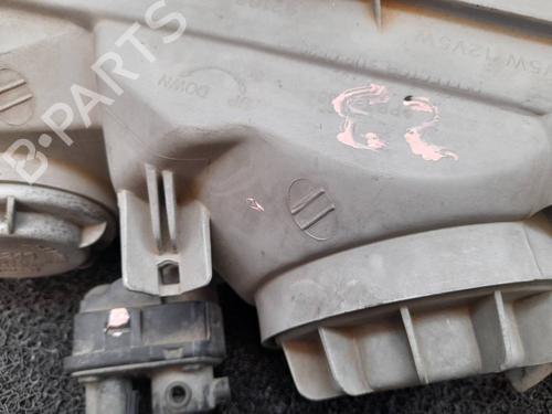 Right headlight HYUNDAI H-1 / STAREX Bus (A1)  | BP8644760C29 