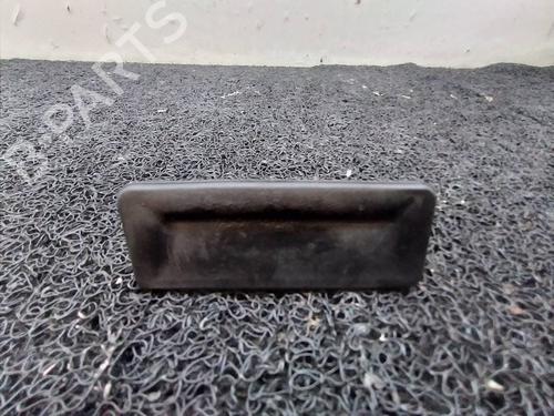 Used Tailgate handle Tailgate handle 7056258 7056258