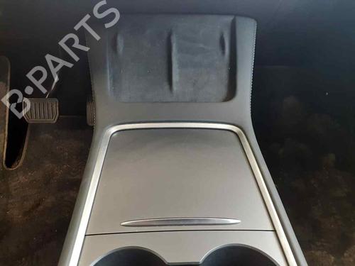 Armrest / Center console TESLA MODEL Y (5YJY)  | BP29532490I20 