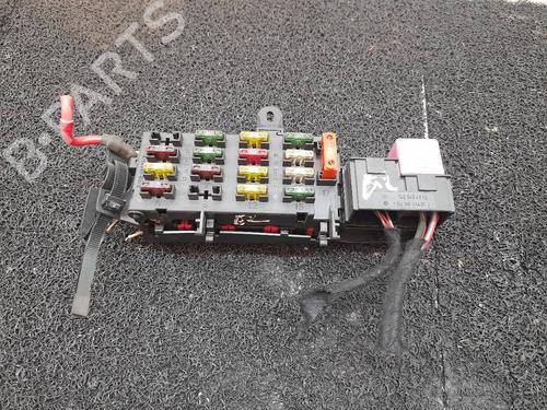 Used Fuse box Fuse box MERCEDES-BENZ S-CLASS (W140) S 300 Turbo-D (140.135) (177 hp) 9055039 9055039