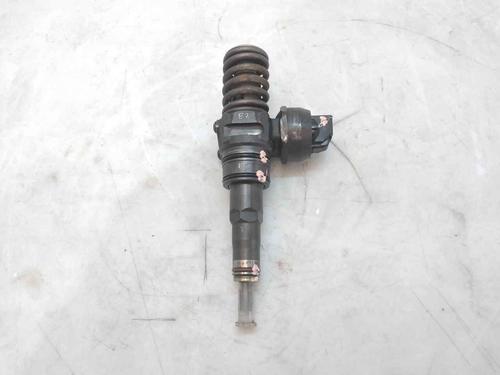 Used Injector VW TOUAREG (7LA, 7L6, 7L7) 2.5 R5 TDI (174 hp) 22713946