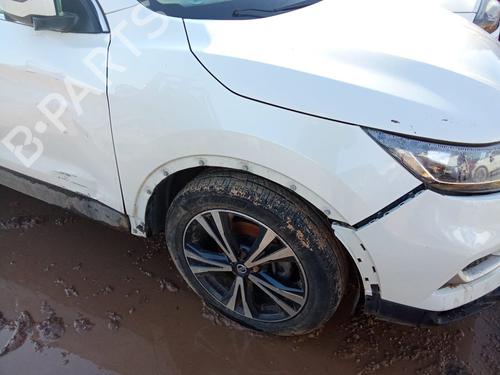 Used Right front fenders NISSAN QASHQAI II (J11, J11_) [2013-2025]  31051143