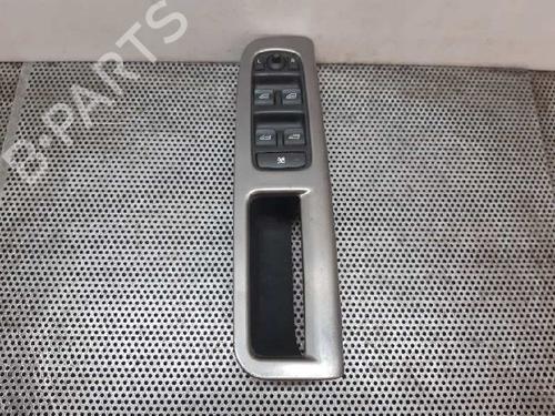 Used Left front window switch Left front window switch VOLVO V50 (545) 2.0 D (136 hp) 6001351 6001351