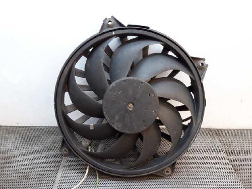 Used Radiator fan Radiator fan 4437247 4437247