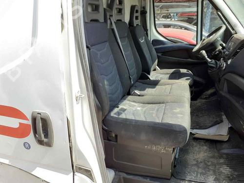 Used Right front seat Right front seat IVECO DAILY VI Van [2014-2026] 27730642 27730642