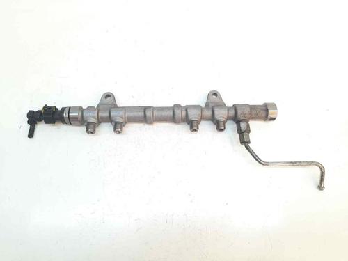Used Injection rail Injection rail 8902230 8902230