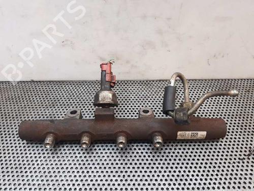 Used Injection rail Injection rail 2779302 2779302