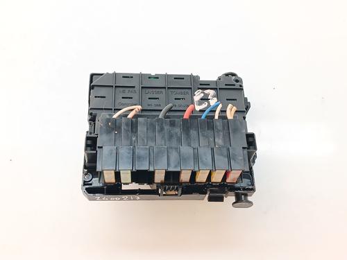 Fuse box PEUGEOT 206 CC (2D) 1.6 16V (2DNFUF, 2DNFUR) | BP37232204E1 - Image 3