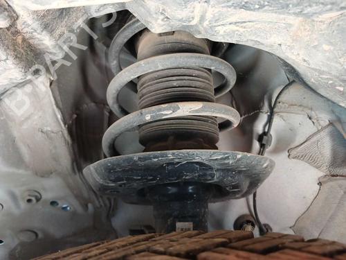 left-front-shock-absorber-toyota-yaris-_p21_-_pa1_-_ph1_-2020-38045771 main image