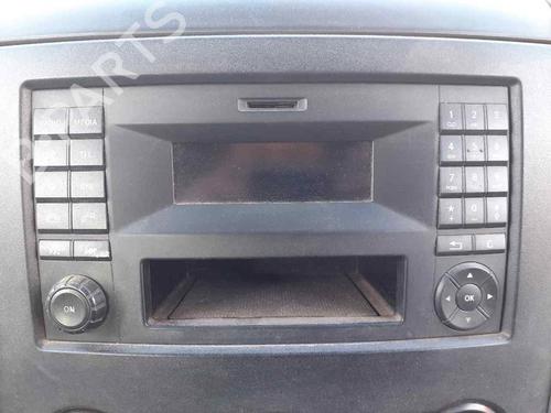 auto-radio-mercedes-benz-sprinter-35-t-van-b906-2006-2007-2008-2009-2010-2011-2012-2013-2014-2015-2016-2017-2018-2019-2020-23410581 main image