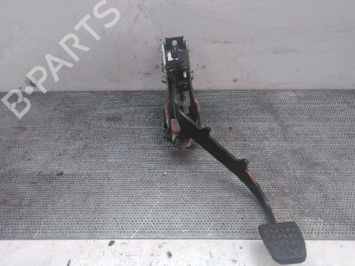 Clutch pedal TOYOTA COROLLA Verso (ZER_, ZZE12_, R1_) 2.2 D-4D (AUR10_, AUR10R) BP8767948I13