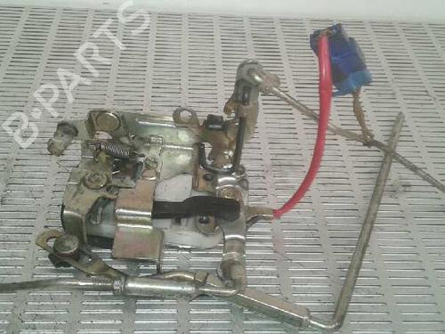 front-right-lock-tata-safari-42_fd-1998-12312958 main image