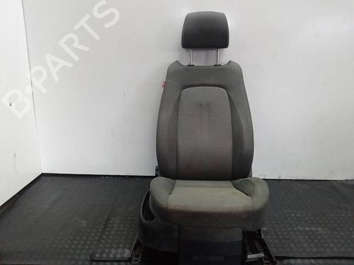 Right front seat SEAT TOLEDO III (5P2) 1.9 TDI (105 hp) 8245817