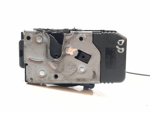 Zamek drzwi przednich prawych OPEL VIVARO A Bus (X83) 2.0 CDTI (F7, J7, A07) 8200042171 | 91166234 |